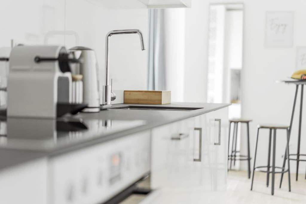Apartament Sky Mit Balkon Wiedeń