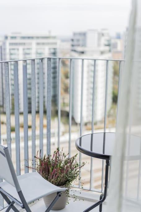 Sky Mit Balkon * Wiedeń