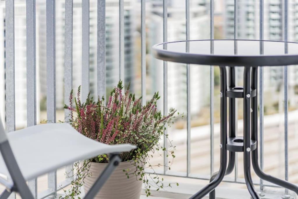 Sky Mit Balkon Apartament *